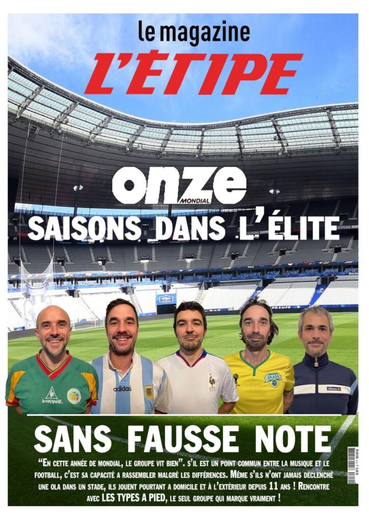 PRESSE LES TYPES A PIED